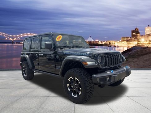 Used 2025 Jeep Wrangler Unlimited Rubicon 4xe w/ Safety Group image 4