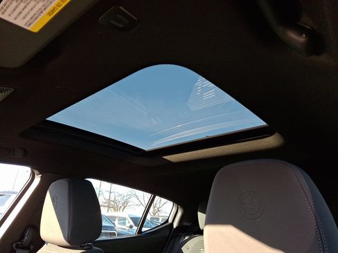 New 2025 Alfa Romeo Tonale image 12