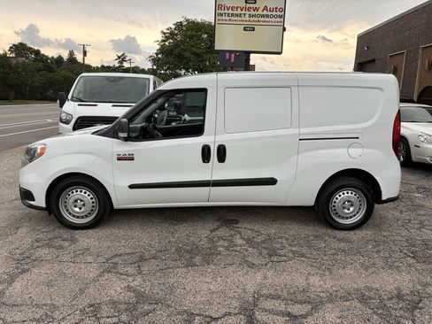 Used 2022 RAM ProMaster City Tradesman FWD image 9