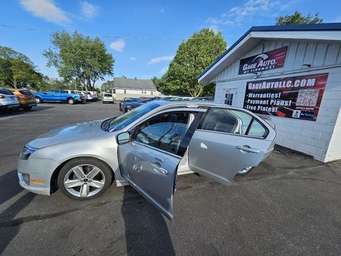 Used 2010 Ford Fusion Sport FWD image 24