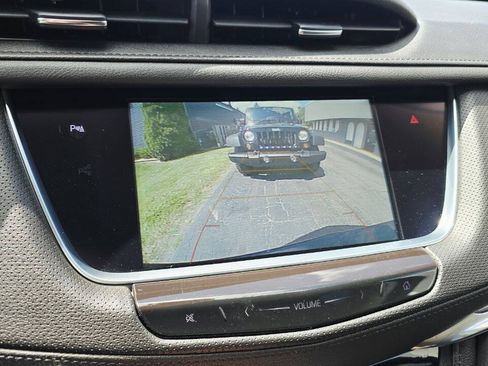 Used 2018 Cadillac XT5 Luxury AWD/4WD image 17