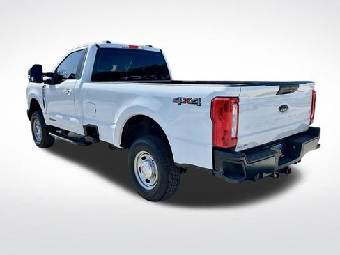 Used 2025 Ford F250 XL AWD/4WD image 7