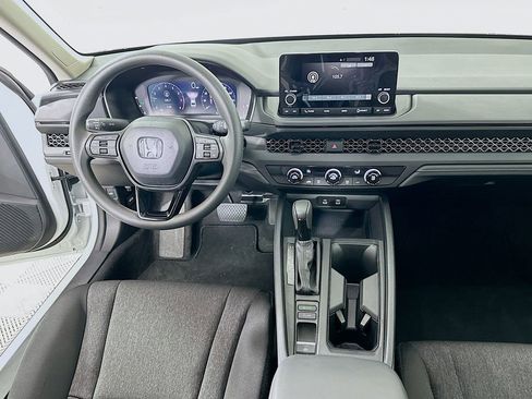 Used 2025 Honda Accord LX image 19