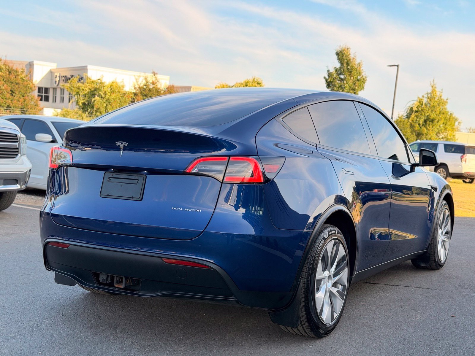 Used 2023 Tesla Model Y Long Range AWD/4WD image 9