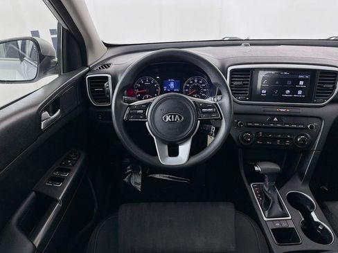 Used 2020 Kia Sportage LX FWD image 23