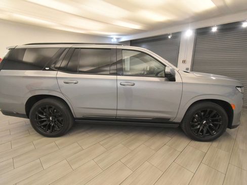 Used 2023 Cadillac Escalade Sport Platinum w/ LPO, ONYX Package AWD/4WD image 6