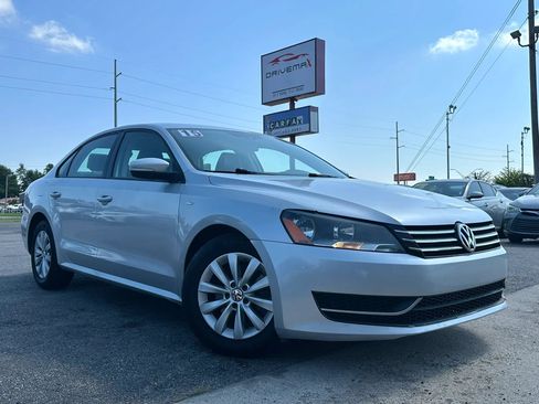 Used 2015 Volkswagen Passat 1.8T Wolfsburg Edition FWD image 1