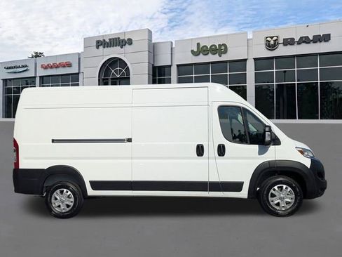 New 2026 RAM ProMaster 2500 w/ Quick Order Package 22G SLT FWD image 2