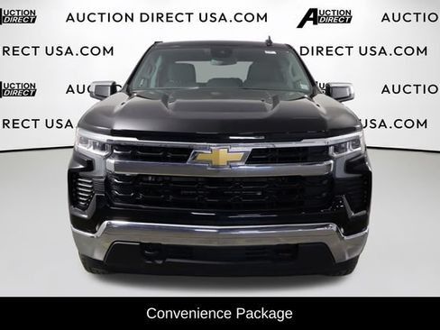 Used 2024 Chevrolet Silverado 1500 LT AWD/4WD image 2