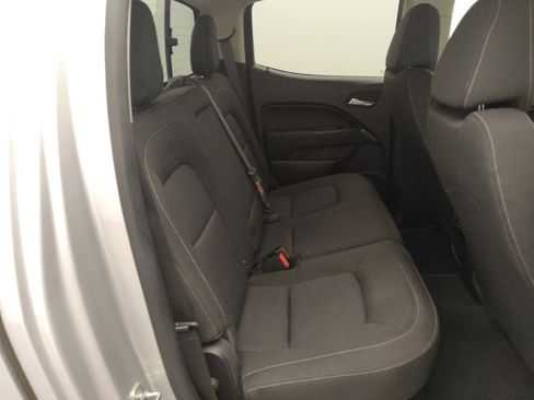 Used 2019 Chevrolet Colorado LT w/ LT Convenience Package image 19