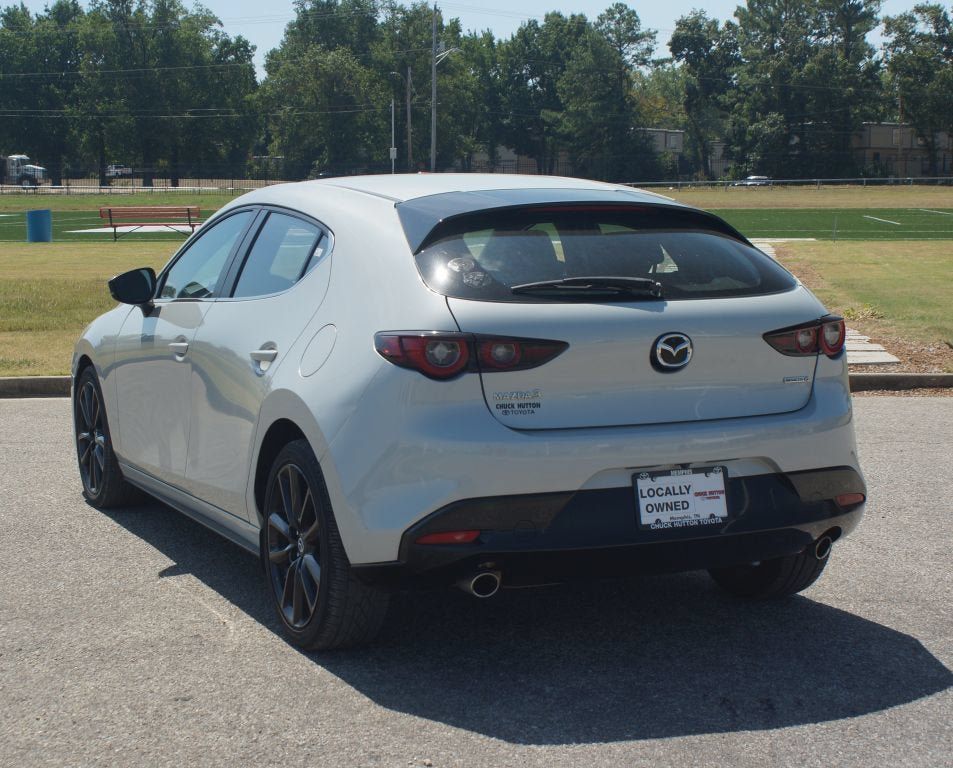 Used 2024 MAZDA MAZDA3 s FWD image 16