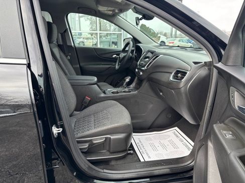 Used 2024 Chevrolet Equinox LT image 29