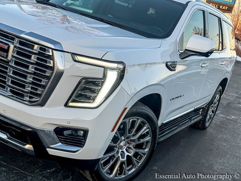 Used 2025 GMC Yukon Denali image 6