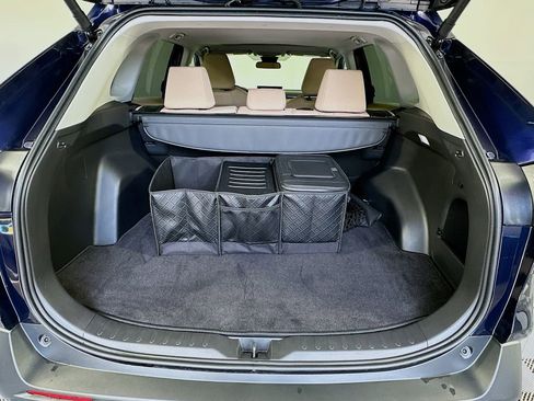 Certified 2025 Toyota RAV4 XLE w/ Convenience Package FWD image 26