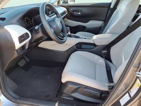 Used 2023 Honda HR-V LX image 15