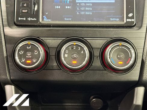 Used 2015 Subaru Forester 2.5i Premium image 17