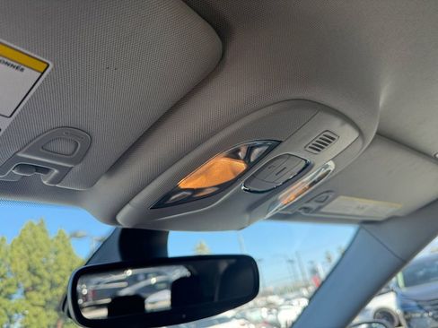 Used 2018 Jeep Compass Latitude w/ Popular Equipment Group image 25