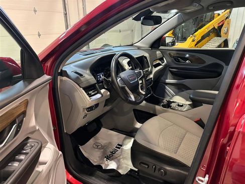 Used 2018 GMC Terrain SLE w/ Driver Convenience Package AWD/4WD image 9