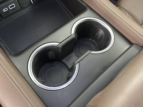 Used 2023 Chevrolet Tahoe High Country image 67