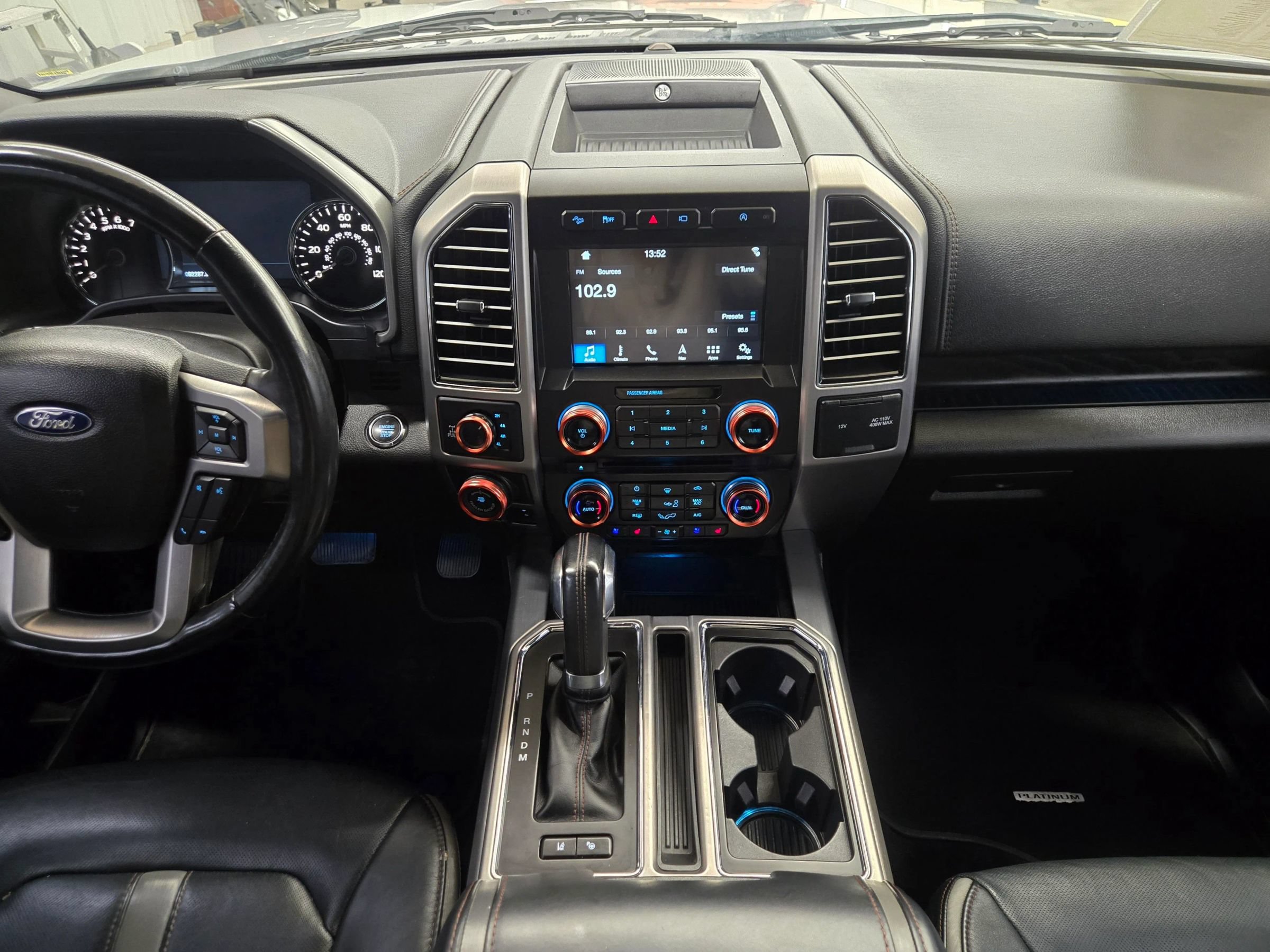Used 2018 Ford F150 Platinum w/ Equipment Group 701A Luxury AWD/4WD image 24