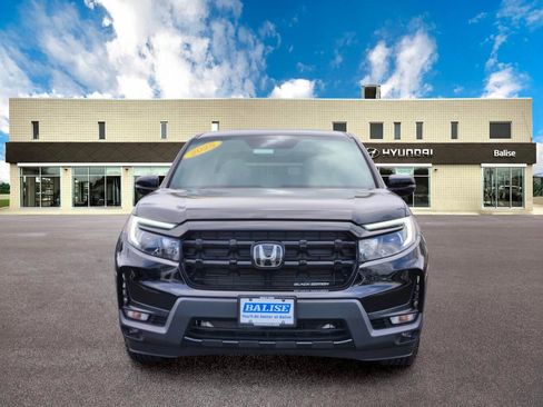 Used 2025 Honda Ridgeline Black Edition image 8
