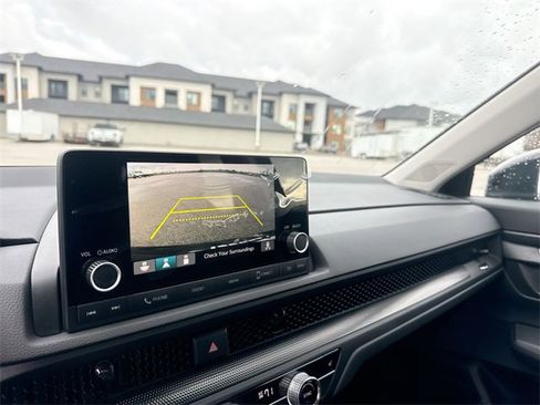 Used 2024 Honda CR-V EX image 24