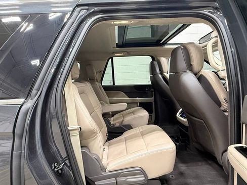 Used 2024 Lincoln Navigator L Reserve AWD/4WD image 48