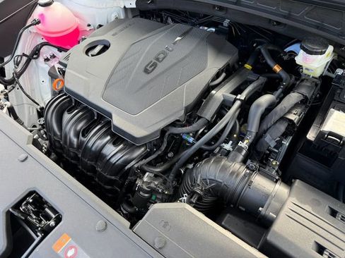 New 2026 Hyundai Tucson Limited image 13