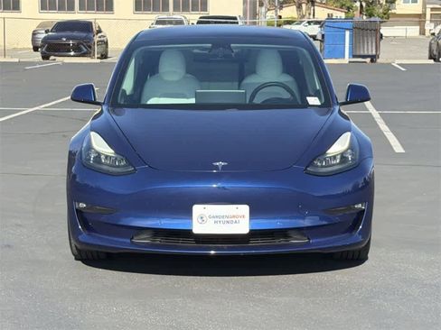 Used 2021 Tesla Model 3 Long Range image 2