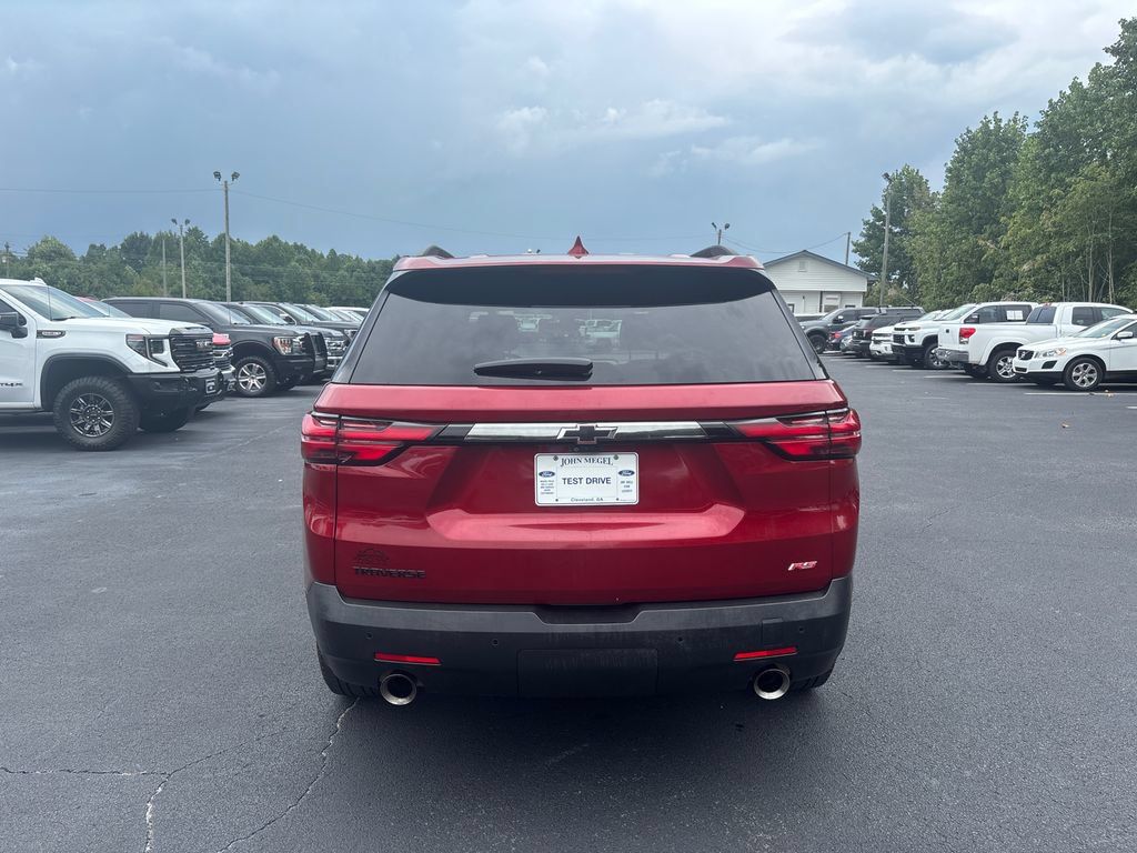 Used 2022 Chevrolet Traverse RS FWD image 6