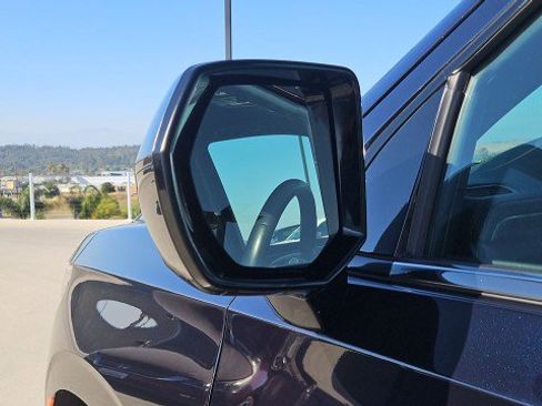 Used 2021 Chevrolet Tahoe LT RWD image 19