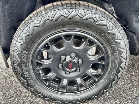 New 2026 Toyota Tacoma SR5 image 18