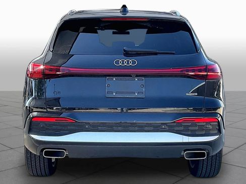 Used 2025 Audi Q5 Premium w/ Premium Plus AWD/4WD image 5