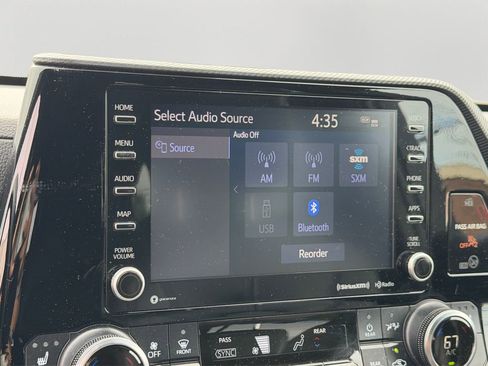Used 2022 Toyota Highlander XSE w/ Protection Package #3 (TMS) AWD/4WD image 17