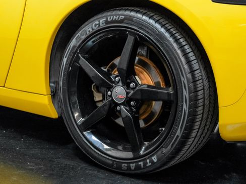 Used 2006 Chevrolet Corvette Coupe w/ Preferred Equipment Group image 43