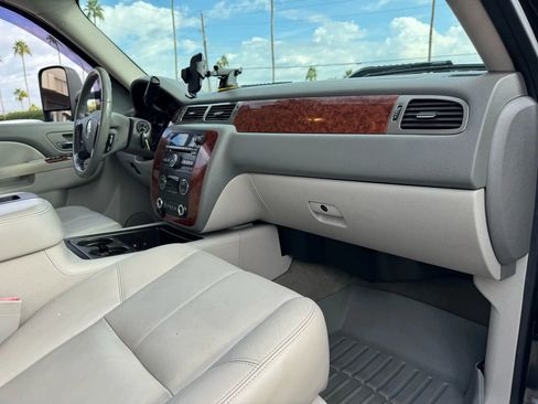 Used 2010 Chevrolet Silverado 2500 LTZ w/ Convenience Package image 41