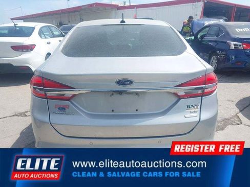 Used 2017 Ford Fusion SE w/ Fusion SE Technology Package image 31