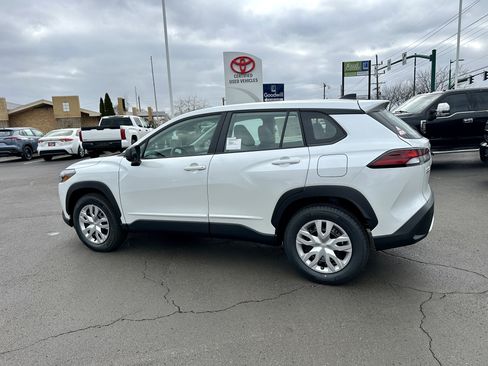 New 2026 Toyota Corolla Cross L image 7