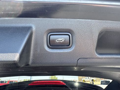 Used 2023 Hyundai Santa Fe Limited AWD/4WD image 15