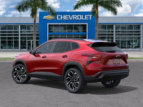 Used 2026 Chevrolet Trax RS w/ Driver Confidence Package FWD image 4