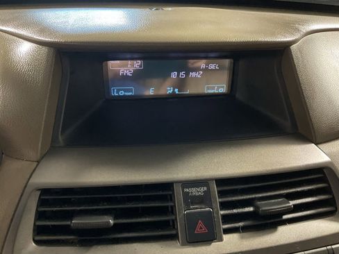 Used 2010 Honda Accord EX-L image 22