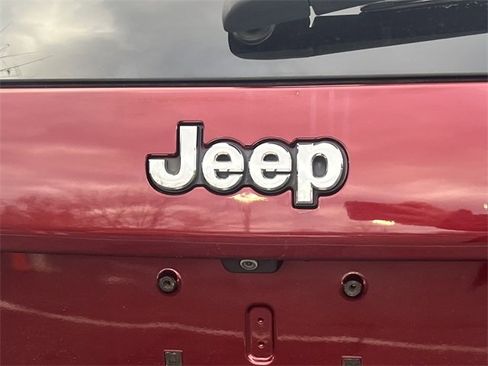 Used 2019 Jeep Cherokee Latitude Plus image 22