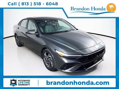 Used 2025 Hyundai Elantra SEL