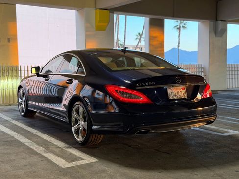Used 2012 Mercedes-Benz CLS 550 image 3