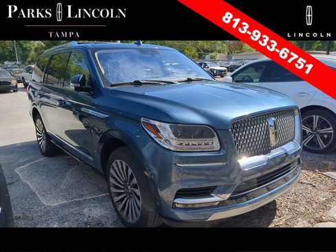 Used 2019 Lincoln Navigator Reserve w/ Cargo Package AWD/4WD image 2