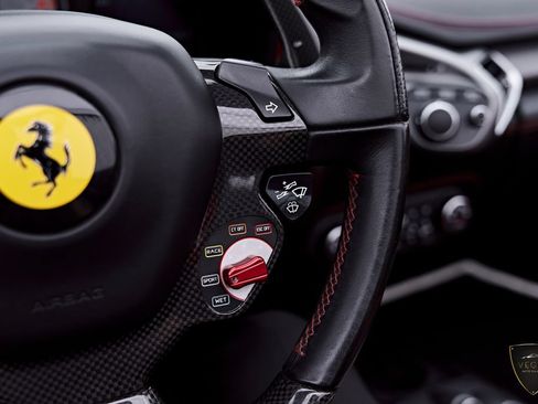 Used 2014 Ferrari 458 Spider RWD image 65