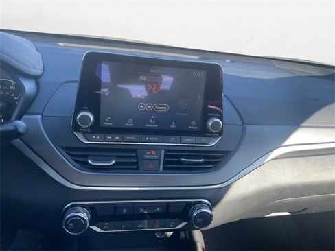 Used 2024 Nissan Altima 2.5 SR image 22