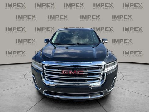 Used 2023 GMC Acadia SLE image 8