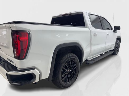 Used 2022 GMC Sierra 1500 Elevation w/ LPO, Elevation Black Package image 13