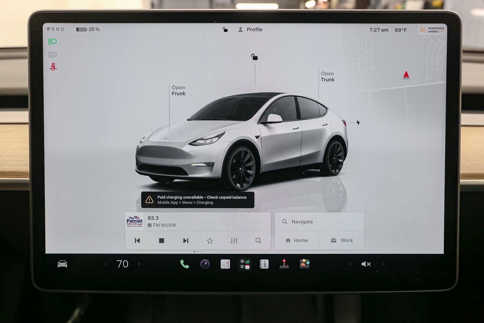 Used 2023 Tesla Model Y Long Range AWD/4WD image 25